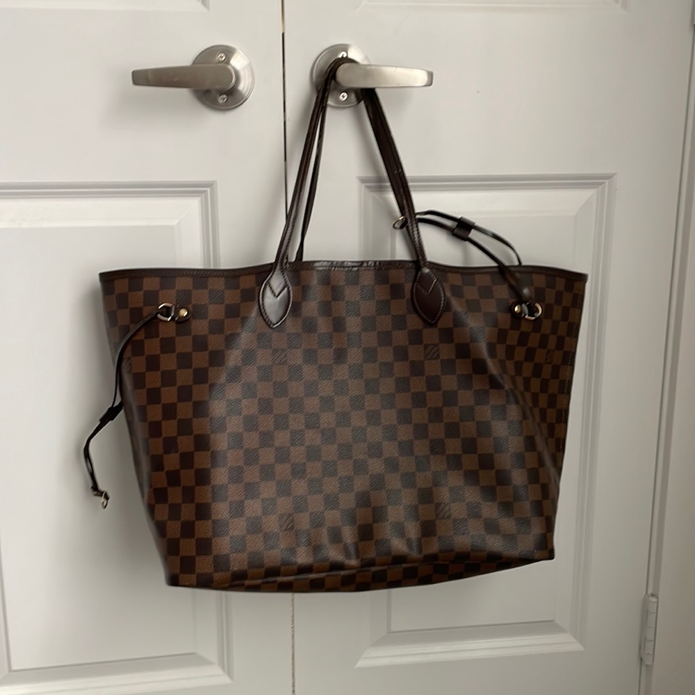 Louis Vuitton Neverfull Checkered Bag